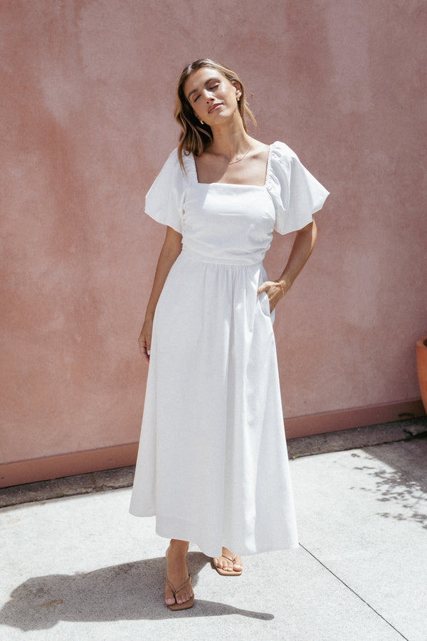 Petal and Pup USA DRESSES Clo Puff Sleeve Midi Dress - White